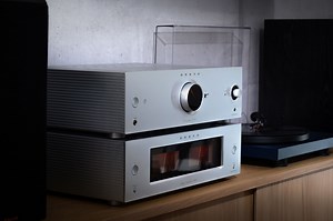 Onkyo makes a big hi-fi comeback with the Icon range - Son-Vidéo.com: blog