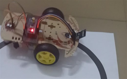 stm32摄像头ov7670寻迹小车