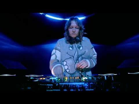 séverine – Center Booth ◎ S2E28