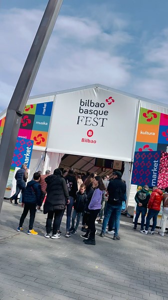 #BilbaoBasqueFest disfruta de Bilbao esta Semana Santa. Gure kultura kalean #eligebilbao #bilbao #basquecountry #bilbaospain #bizkaiakultura #bizkaiamaite #localisbetter #localfood | Bilbao Dendak