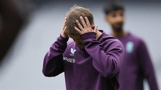 Stokes promises 'complete support' to embattled Duckett