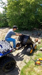 Great features included with these Polar Trailers. Watch here and learn all about them. #polartrailer #polar #heavyload #polartrailer #yardwork #worksmarternotharder #trailers | Polar Trailer