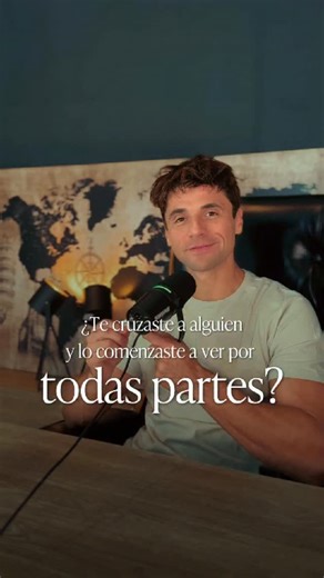 Patricio Mena Aybar on Instagram: "Comenta la palabra ILUSIÓN y te envío el regalo 🎁 🔽Y te invito a seguirme en 🔽 @patriciomenaybar @patriciomenaybar @patriciomenaybar"