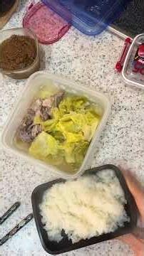 豚肩ロースの煮たやつ！ 美味しく仕上がった🥰 ストウブで弱火でコトコト、数時間。。 お箸で崩れるほどの柔らかさ！ 天才！！わたし！！👏 最高に美味しいので夫も大喜びしてくれることでしょう☝️...