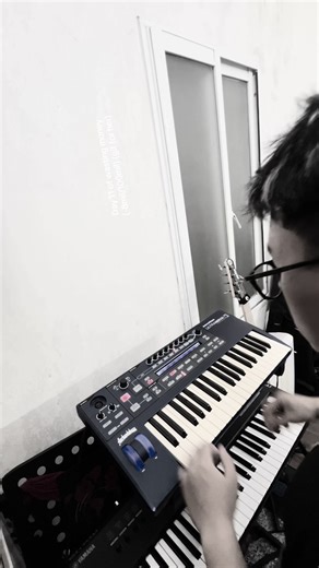 Không biết làm lại patch lần thứ mấy r (lần này chắc ANALog hơn) #xuhuong #brunomars #bassline #keyboard #funk