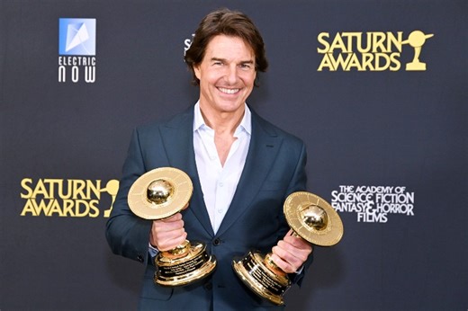 Surprise! Tom Cruise Loves Paramount Again