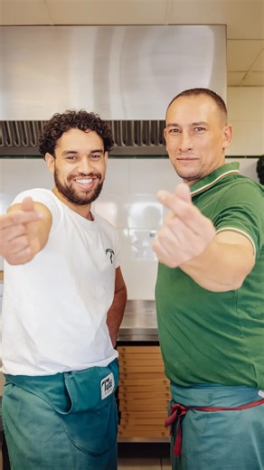 112K views · 49 reactions | Notre client préféré, c’est toi !  Car tu nous régales autant qu’on te régale !  #tuttipizza #tuttilovers #pizzalovers #pizzatime #pizzagram #italianfood #pizzafoodie #sudouestfrance #pizzarecipe #foodstagram #pizzaholic #pizzafood #pizzarecipe #fyp #foryou #trend | Tutti Pizza | Facebook