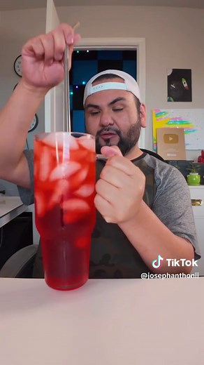 Water of the Day! Easy Fruit Flavored Water Recipe