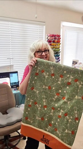 Sew the Famous Burrito Pillowcase – Quick, Easy, and Totally Addicting! Get the complete tutorial for bupkis. Ready to roll up some fabric fun? In this step-by-step tutorial, I’ll show you how to make the burrito pillowcase — the super-fun, beginner-friendly sewing project that looks fancy but takes just minutes! You’ll learn how to roll, sew, and flip your way to crisp seams, no raw edges, and a beautiful finish that looks straight from a boutique. This is the perfect project for: - Beginning q