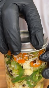 The easiest way to make pickled vegetables!🙌 #YumYumGetYaSum | Dan-O's Seasoning