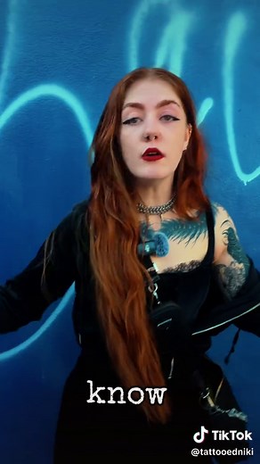 Red Hair Compliments: A Goth Girl's Experience