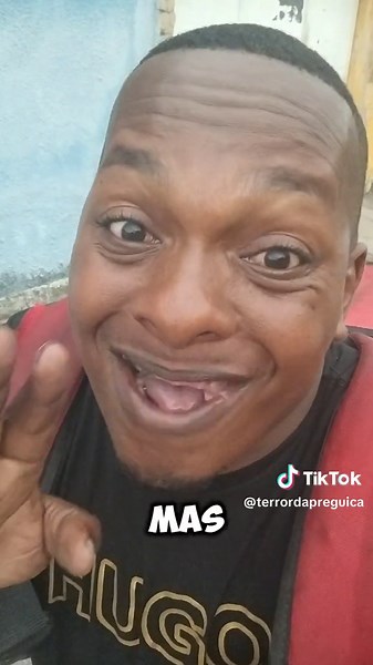 Procurando Namorada: Procurando Pretinha ou Morena