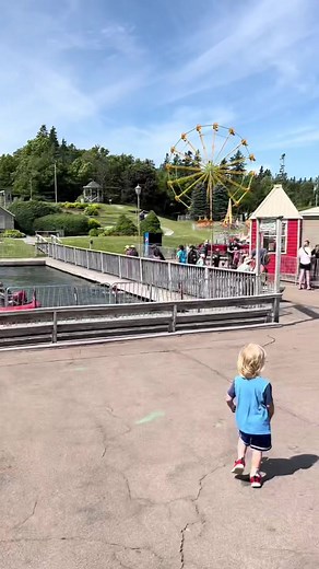 Things to do with your family in PEI - plan a trip to Sandspit Amusement Park in Cavendish. When you’re done, go for a swim at Cavendish Beach and grab an ice cream at Cows! Perfect day 👍🏻@tourismpei @tiapei @welcomepei #welcomepei #truepei #explorecanada #explorepei #pei #princeedwardisland #traveltiktok