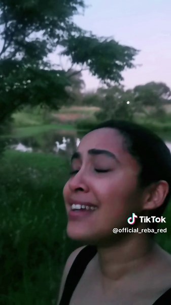 Singing for my ducks 🤤