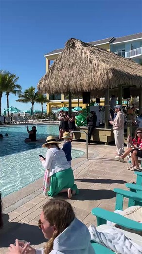 Happy Noon-Year’s Eve!! | Fins Up Fort Myers Beach