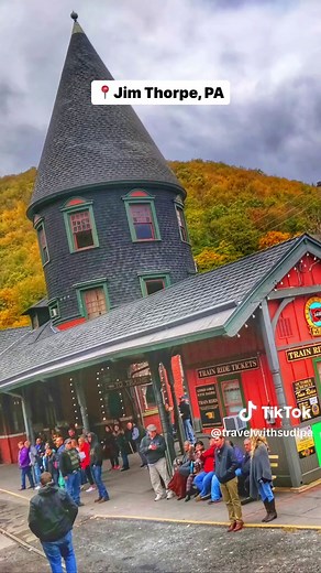 10 Prettiest Towns to Visit on the East Coast