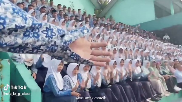 🙌🏻🙌🏻#vidio #angkatan #fyp #fyppppppppppppppppppppppp #foryou #1000k #smp #cikidang #foto #angkatan #2022 #2025 #4u