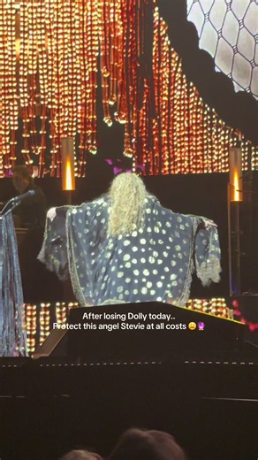 Protect Stevie Nicks: 'Talk to Me' & 'Dreams' covers — Tribute to Dolly