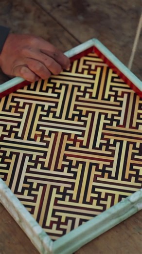 The art of making a symbol-rich chinese tea tray | Incredible Utilities