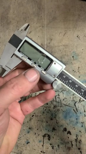 39K views · 380 reactions | 3 weeks iv need using these, trying to see the faint numbers. Easier to simply change the battery. These @draper_tools calipers are actually quite good, this set has served well for 6 years now. #tools #calipers #digitalcalipers #verniercaliper #wiha #wihatools #system4 #powertools #toolrepair #toolfix #repairs #fix #replace #draper | Deandohertygreaser | Facebook