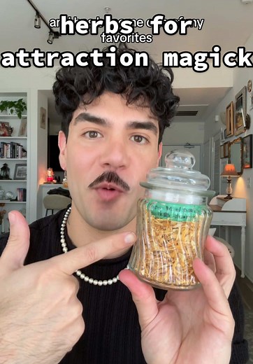 Herbs for Attraction Magick: Enhance Your Beauty Rituals