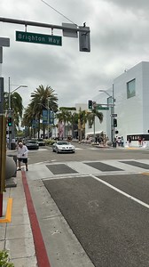 A rare sight in Beverly Hills, the Mercedes-Benz SLR McLaren combines Formula 1 engineering with grand touring luxury. Jointly developed by Mercedes-Benz and McLaren Automotive, this supercar is powered by a hand-built 5.5-liter supercharged V8 engine producing 617 horsepower and 575 lb-ft of torque, enabling a 0–60 mph sprint in just 3.6 seconds and a top speed of 207 mph . The SLR’s carbon-fiber monocoque chassis and active aerodynamics, including a rear air brake spoiler, contribute to its ex