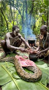 Surma Tribal People Prepare a Snake Feast 🐍 #triballife #tribalfood #shorts