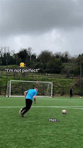 Real💆🏻‍♂️#foryoupage #football #footballers #her #goviral #viralvideo #explore #foryou #ballers #girl #perfect #fypviral #viral #fyp