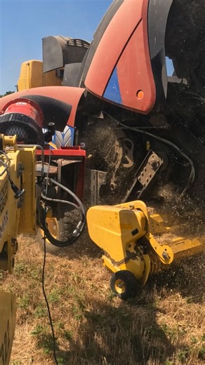 🍾New Year, New Gear 🥳 Ring in 2026 with a Buffalo Turbine Debris Blower🦬💨…it’s the solution to your problems! HAPPY NEW YEAR 🎆 ^^^ #buffaloturbine #originalturbineblower #madeinusa #farmlife #problemsolving | Buffalo Turbine LLC