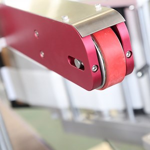 [Hot Item] Two Labels Non-Dry Automatic Bottle Labeling Machine