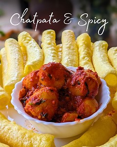 1.9M views · 9.4K reactions | Gujarat Famous Bhungla Batata | तीखा चटपटा गुजराती आलू चाट Bhungla Batata is one of the most popular Street food of Gujarat. Those flavoured potatoes tastes bit spicy and are serve with yellow fryums. Must Try Street food. #streetfood #streetfoodindia #gujarati #gujaratifood #gujaratirecipe #recipes #potato #potatorecipe #snacks | Creative Dadi & Vlogs | Facebook