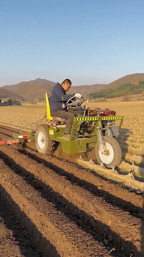 mini tractor working hard 🤩💪 #tractor #agriculture #agro #farmlife #farm | Agriculture World