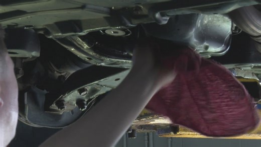 Green Bay auto repair shop sees spike in business after big snowfall