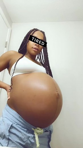 38 weeks pregnant with #Twins . They’re soooo heavy! 😩 #twinpregnancy | Twin Baby Pregnancy