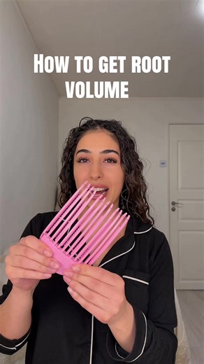 Curly Hair Root Volume Hack