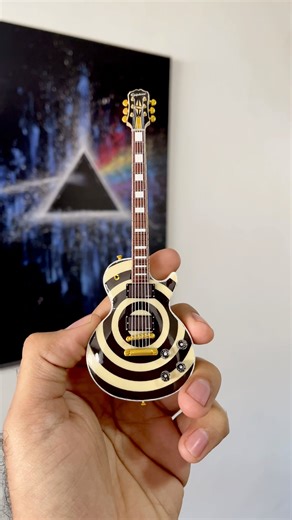 Epiphone Les Paul Zakk Wylde 1:6 scale miniature