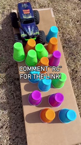 Melissa Kate | Kids Activities & Fun Play Ideas on Instagram: "Comment “RC” 🚗 for a link to our freestyle remote controlled monster truck! Follow to make sure the message comes through and for more fun ideas 🎉 This RC Grave Digger does epic tricks and is super easy to control, even my three year old can make it do front and back wheelies with the click of a button 🤯 It has beginner or advanced mode and allows you to drive in the wheelie mode too. It’s our must have for Monster Jam fans! 🙌 @m