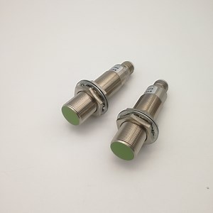 [Hot Item] High-Performance M18 Circular Inductive Proximity Sensor with M12 Connector