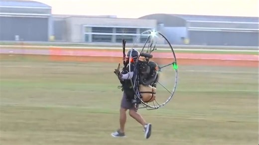 GET 2 MOVING: Hammond Northshore Regional Air Show's power paragliders show off stamina, cardio training