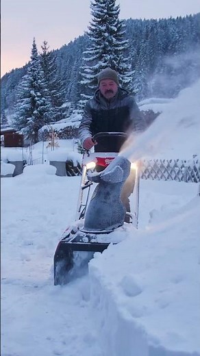 Best in class power from the NEW M18 FUEL™ Dual Battery Single Stage Snow Blower⚡️