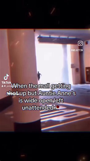 I don’t play about them auntie Ann’s #auntieannes #pretzels #mall #memes #fyp