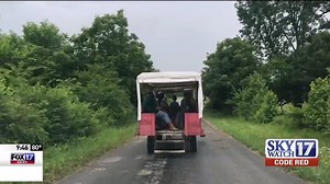 EXPLORING AMISH COUNTRY 🐎 While you may leave with a great souvenir, Dennis Ferrier says it's the images of 19th century life that will stay with you forever. https://bit.ly/32tgPJ9 | WZTV FOX 17 News, Nashville