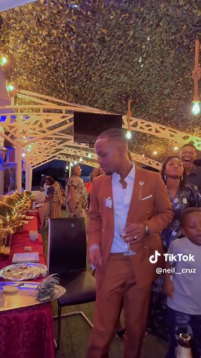 Neil Cruz - Quand Tu Me Vois Passer, Tu Vas Penser Que Je Suis Mature