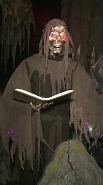 Halloween Display bringing spooky season to Spokane South Hill