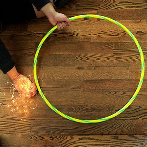 773K views · 2.2K reactions | Wrap string light around a hula hoop for this GORGEOUS lighting idea! | Hometalk | Facebook