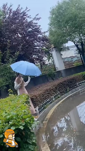 1.7M views · 4.9K reactions | ⛱️ Ô ngoài che mưa, che nắng còn công dụng khác nữa bạn đã biết chưa? Ship hoả tốc khi đặt hàng tại https://s.shopee.vn/3VVqIoV4ZG | Bách Hoá Review | Facebook