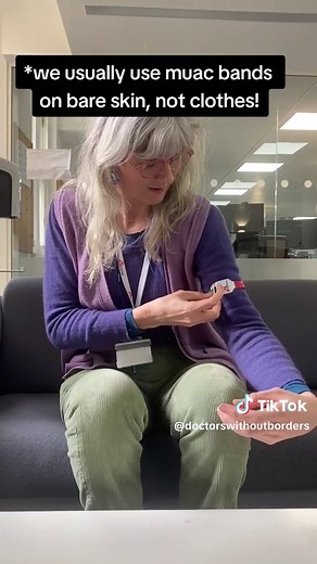 A quick explainer about muac bands: what they are and what we use them for! These bands are a super useful bit of kit to help diagnose acute malnutrition in children. #doctorswithoutborders #medical #diagnose #toolkit