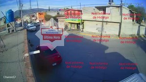 1.3M views · 10K reactions | #Tepatepec MOTOCICLISTA SE IMPACTA CONTRA UNA PIPA DE GAS LP. Se registró un Accidente en la Comunidad de Los Chavarrías del Municipio de Francisco I Madero. En dónde una vez un motociclista por ir en exceso de velocidad y sin hacer alto en una esquina, se impactó contra la pipa de gas LP. | Enlace Noti'informa Oficial | Facebook