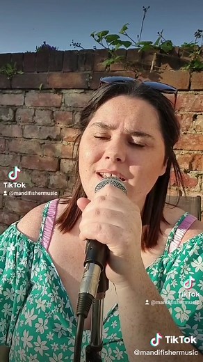 Love singing this beautiful song 🎵 🕊 #mandifishermusic #dancinginthesky #fyp #viral #trend #trending #acoustic