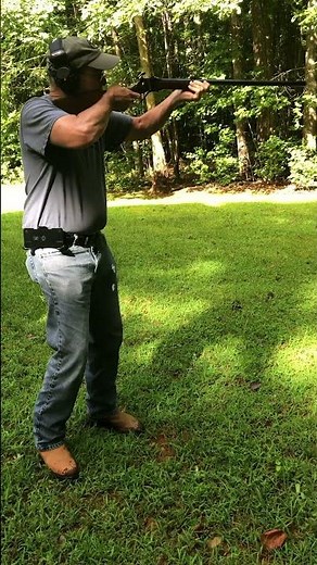 Shooting the Cimarron Billy Dixon Sharps rifle